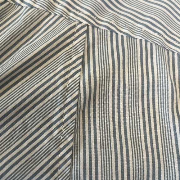 Vintage BCBGMAXAZRIA Button Down Shirt - Picture 16 of 16